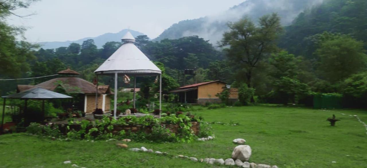 Aura Wildlife Camp And Resorts Marchula Dış mekan fotoğraf
