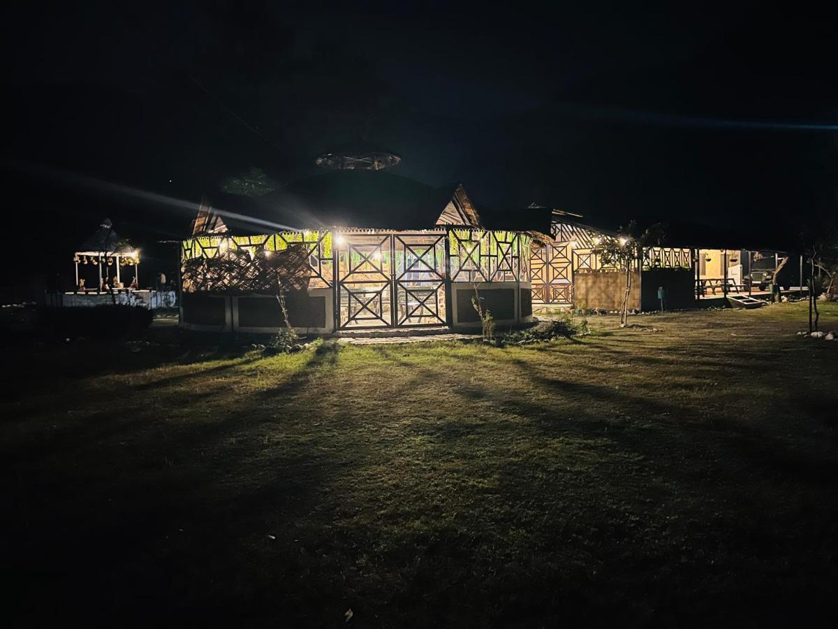 Aura Wildlife Camp And Resorts Marchula Dış mekan fotoğraf